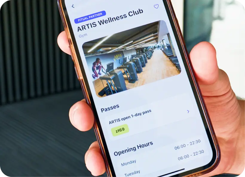 Fitual app showing nearby gyms