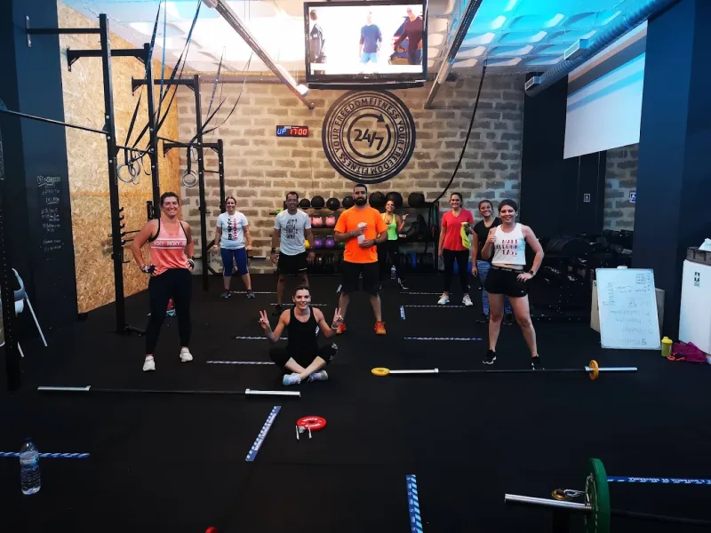 A group class at Ginásio 24/7 Anadia in central Funchal