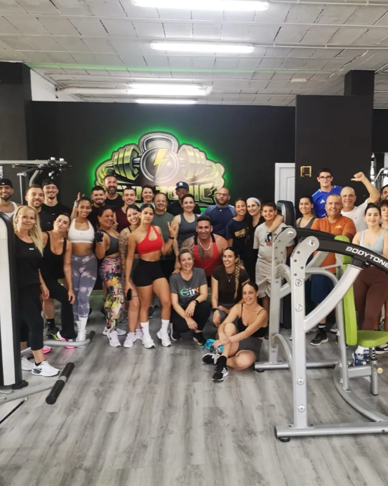 Members gathered at Gym Tonic, a local gym in San Isidro, Tenerife